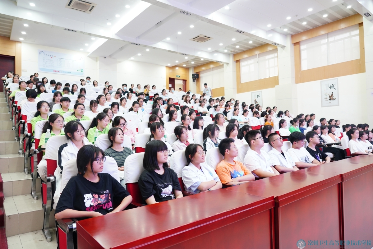 讲座1.JPG